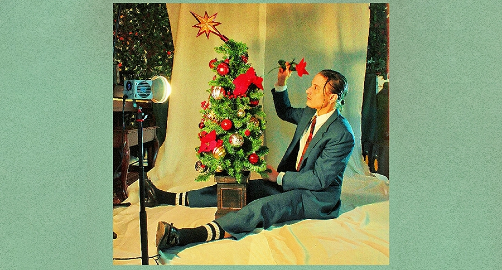 ELLIOT MAGINOT annonce sa tournée de Noël